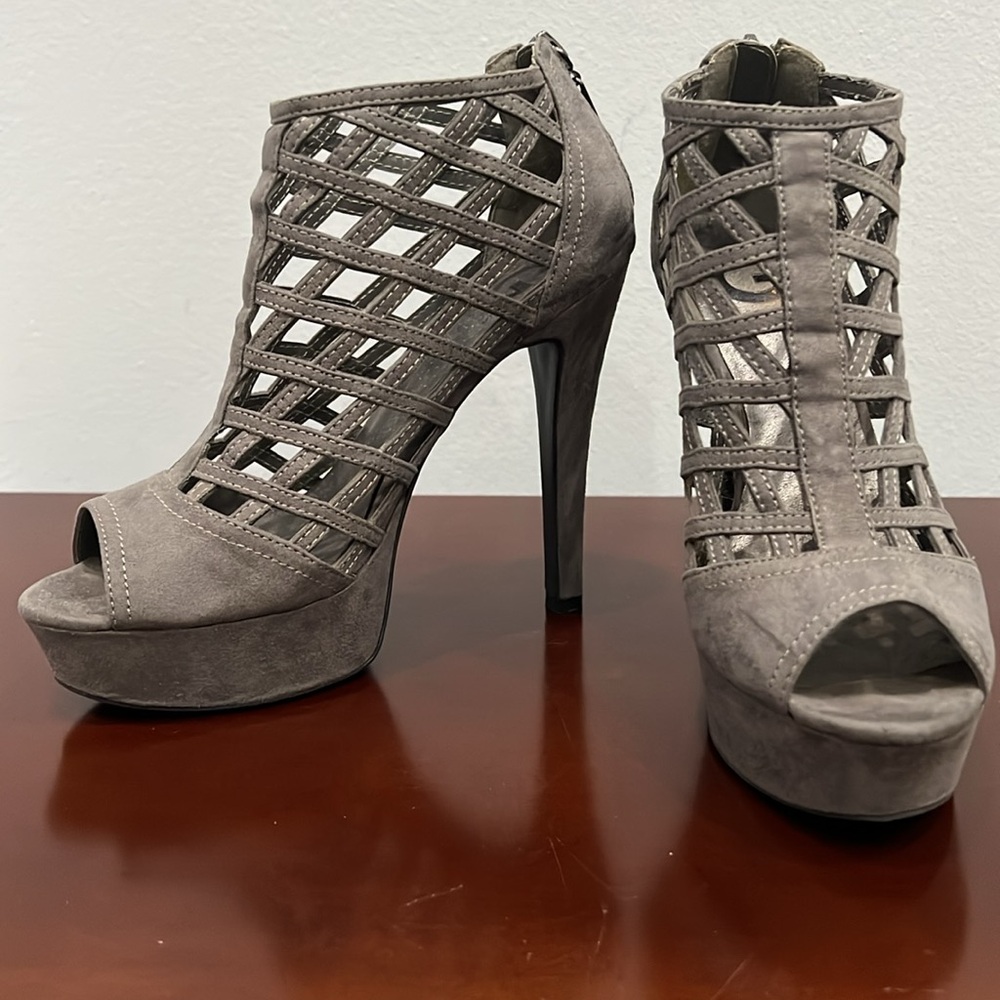 G by Guess GG-CHENTEL2 Gray Fabric Size 7 - Picture 4 of 13